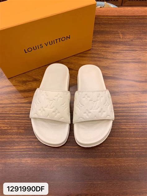 slip louis vuitton uomo|louis vuitton slippers.